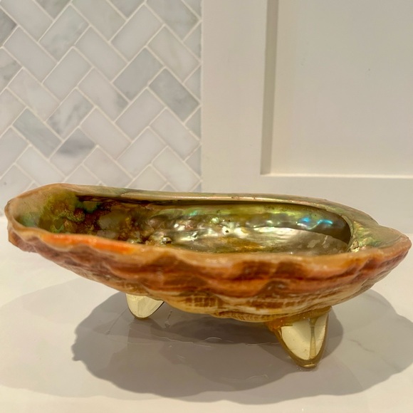 Genuine Abalone Shell Footed Bowl from the 1960's - Picture 6 of 12
